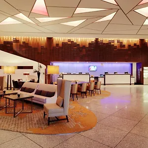 https://sheraton-grand-esplanade.find-berlin-hotels.com